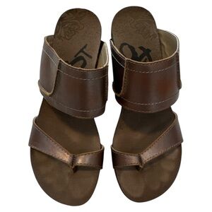 OTBT Women’s Brown Leather Double-Strap Slide Sandals